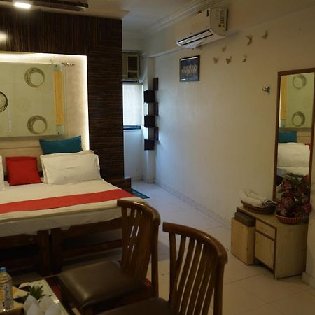 Hotel Krishna Ahmedabad Exterior photo