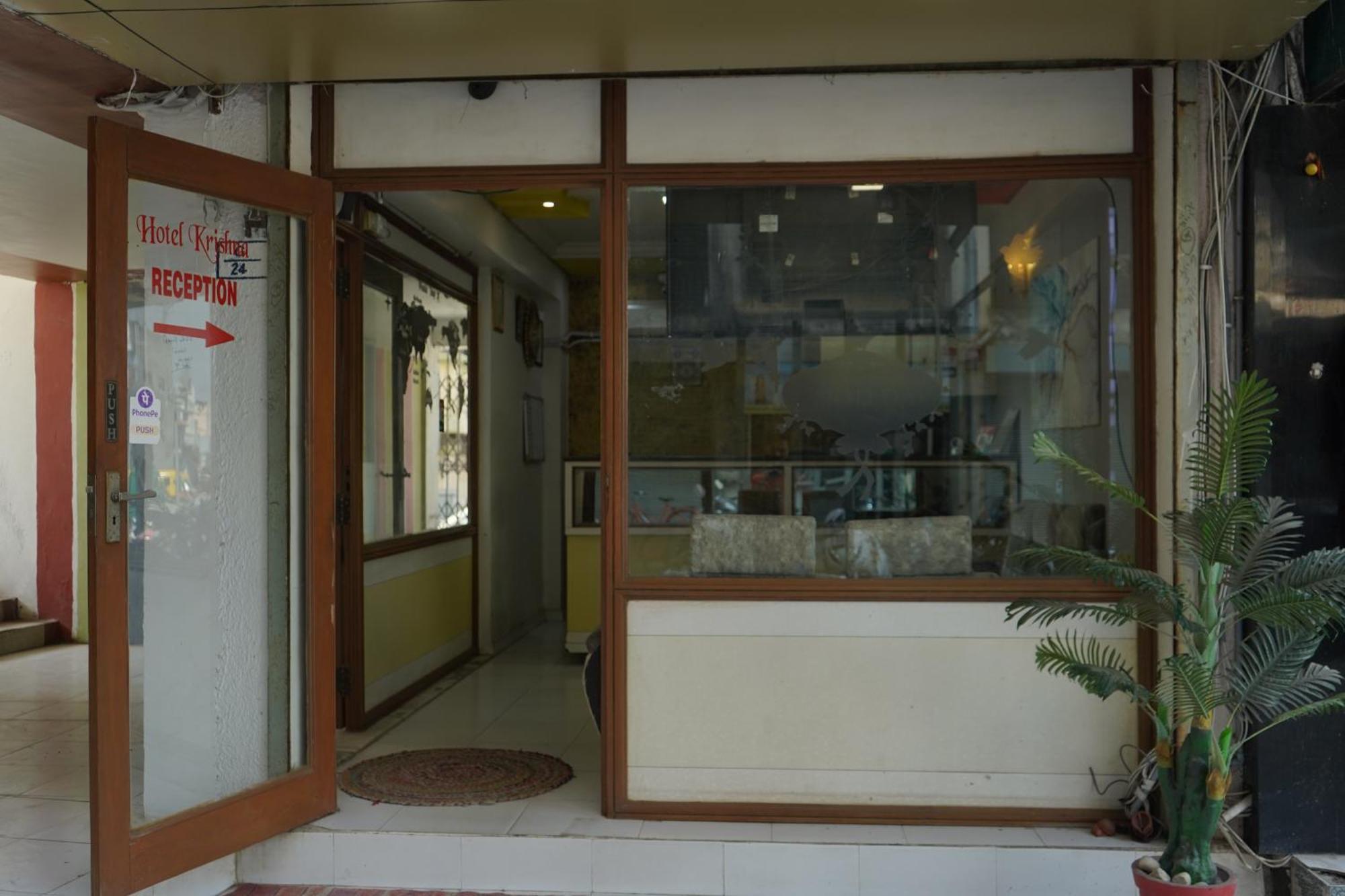 Hotel Krishna Ahmedabad Exterior photo